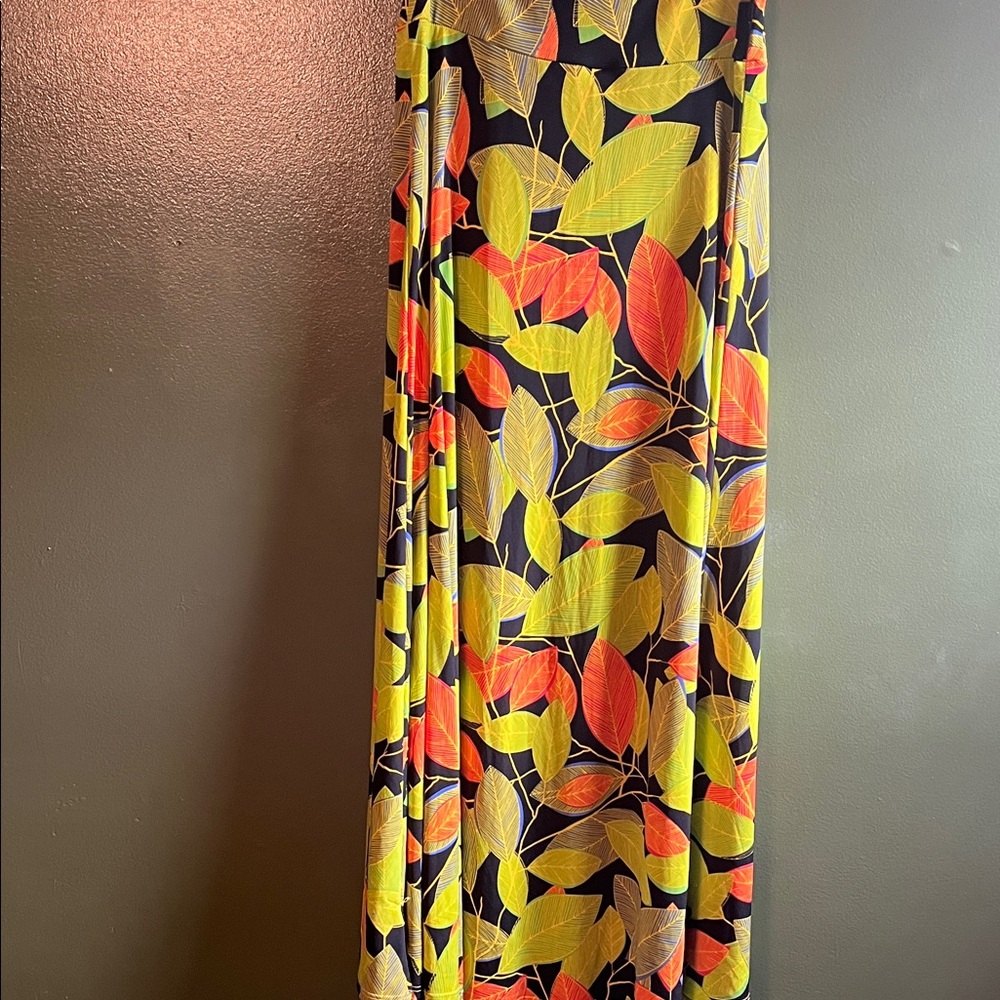 LuLaRoe Maxi Skirt with Leaf Pattern in Black, chartreuse and orange